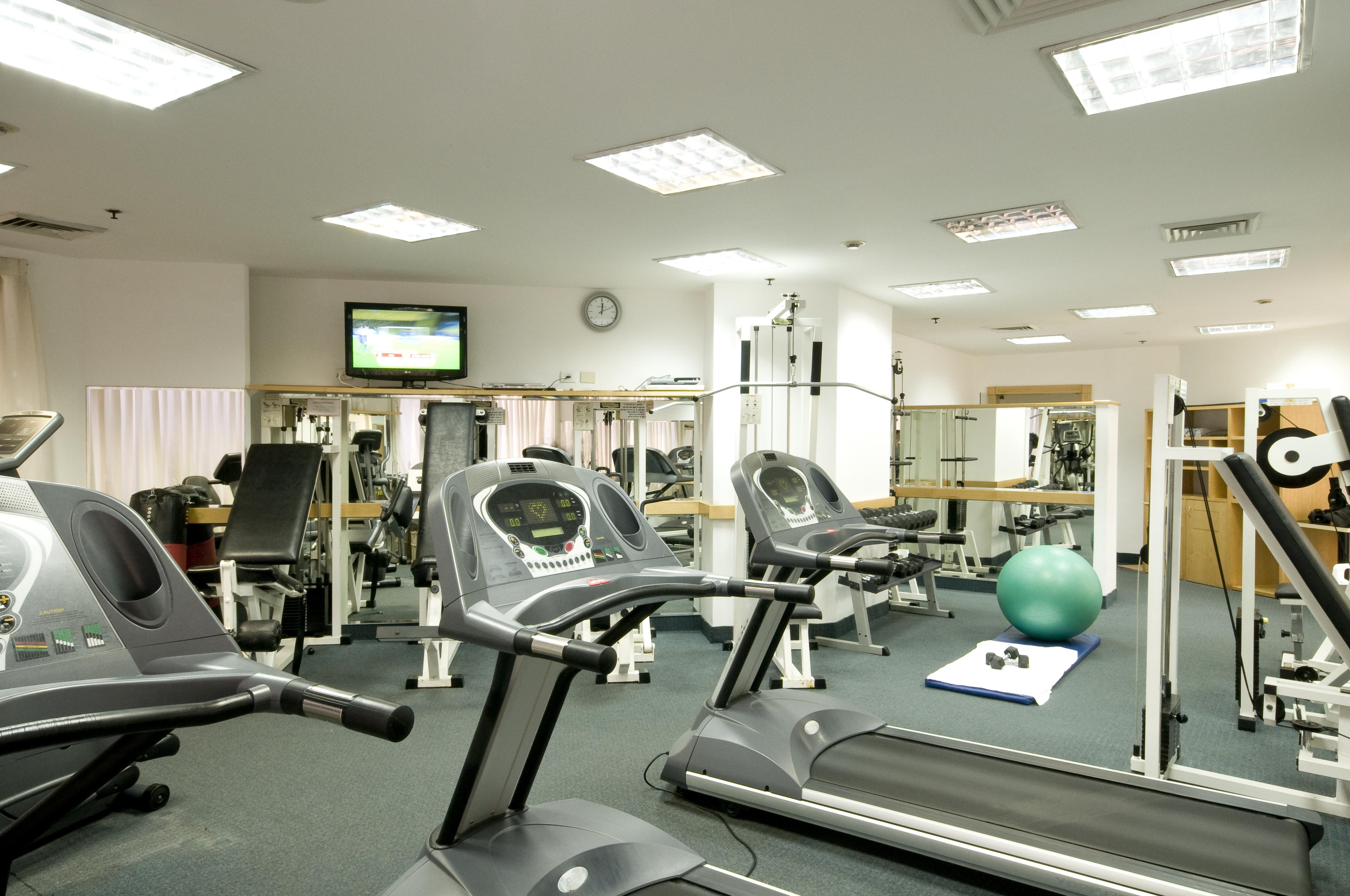 Leonardo Club Hotel Dead Sea Neve Zohar Exteriér fotografie A gym in a hotel