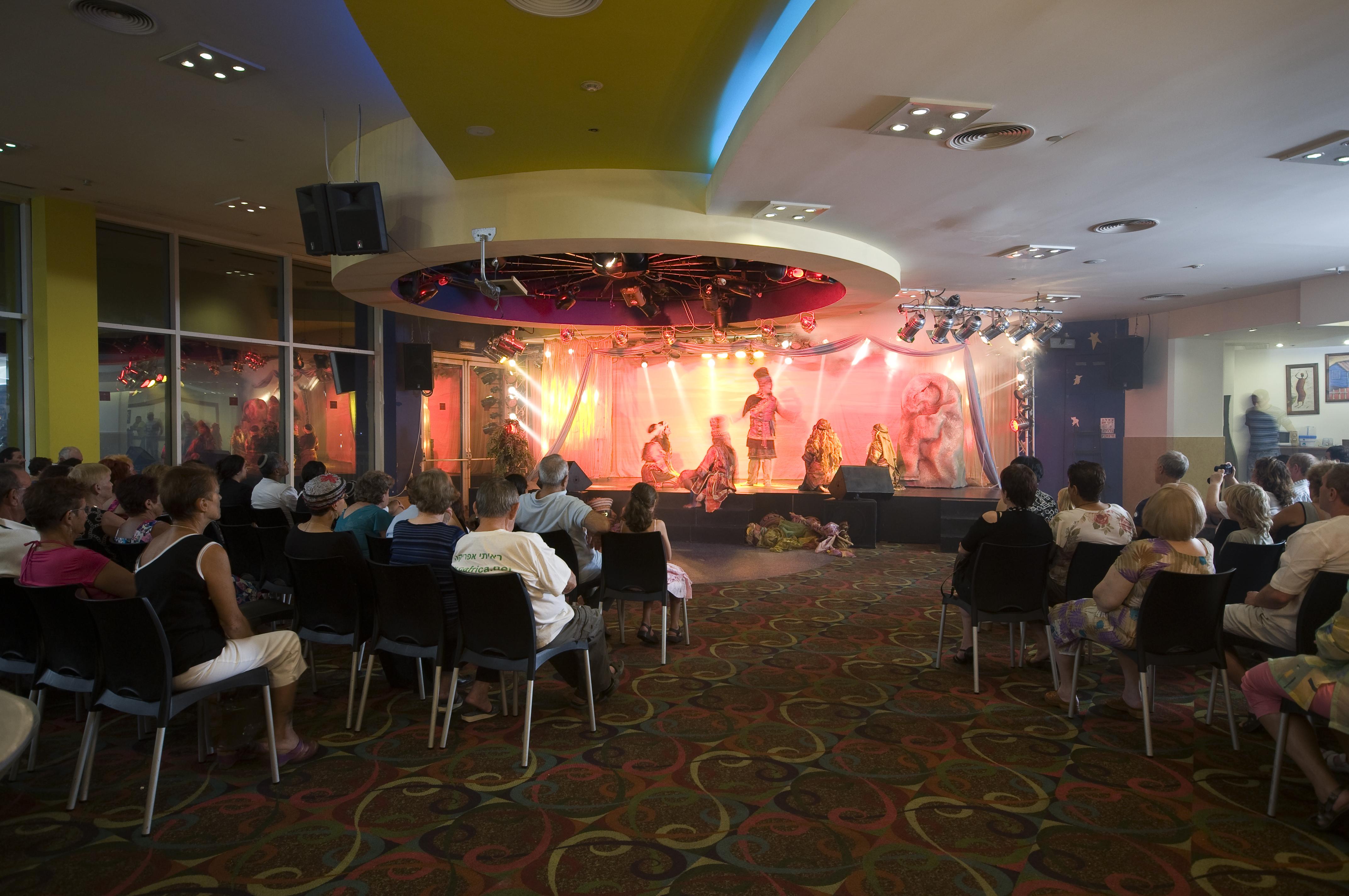 Leonardo Club Hotel Dead Sea Neve Zohar Exteriér fotografie The stage at the hotel