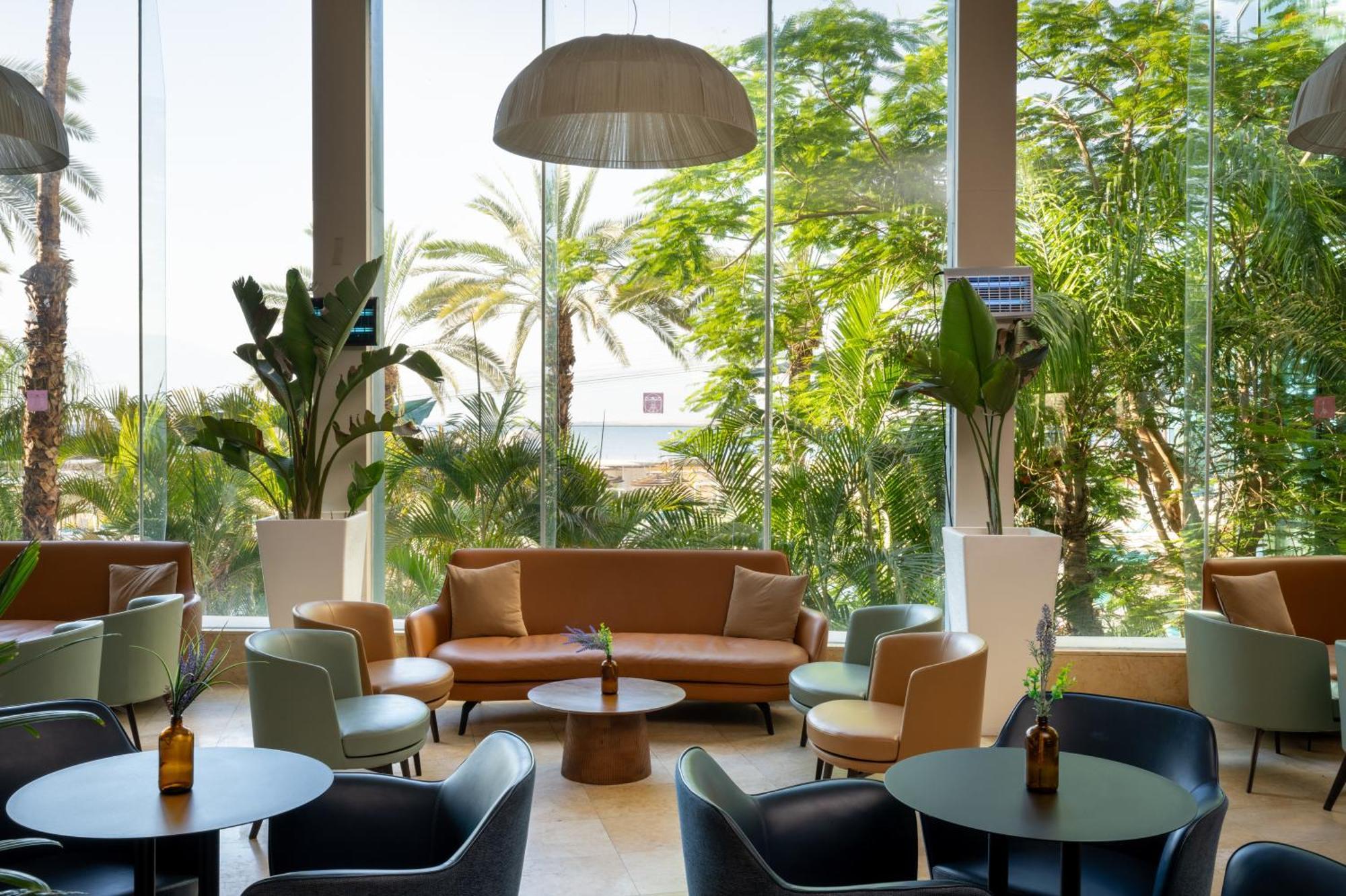 Leonardo Club Hotel Dead Sea Neve Zohar Exteriér fotografie The lounge at the airport